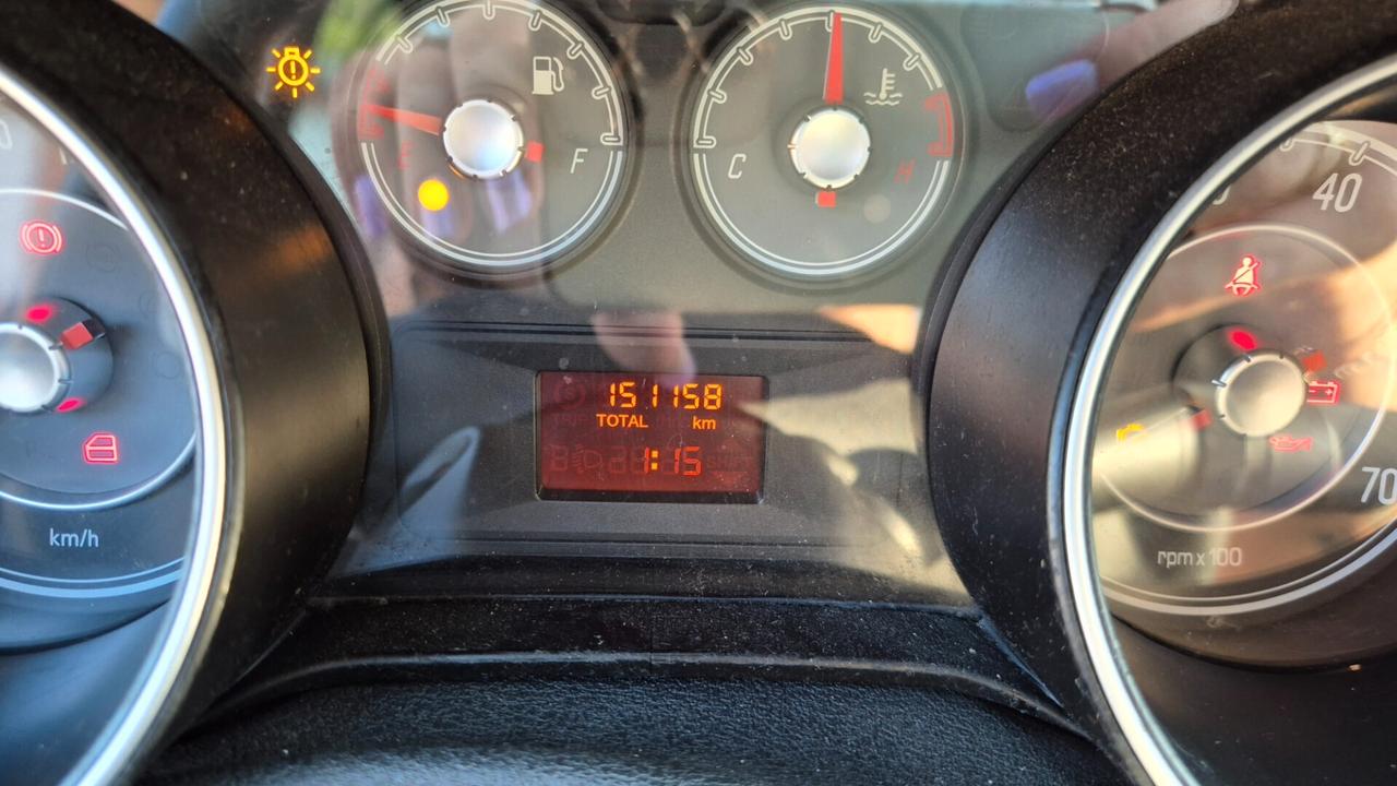 Fiat Punto Evo 1.3 Mjt 95 CV5pEURO5/catena appena cambiata /OK Neopatentati