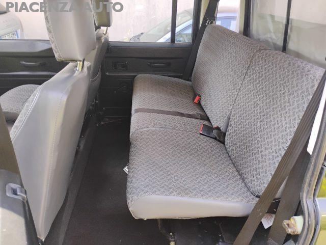 LAND ROVER Defender 110 2.5 Td5 cat CrewCab S