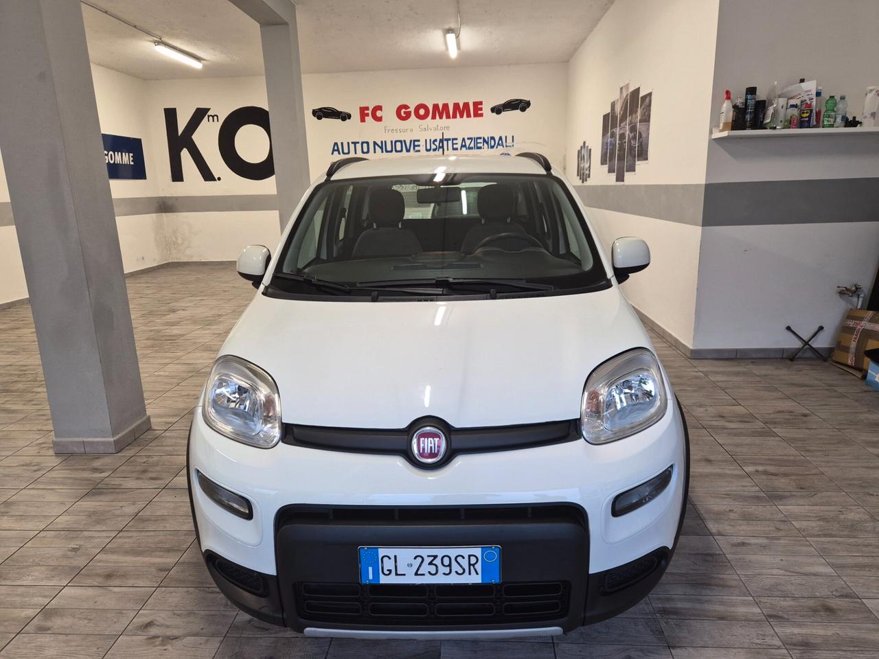 Fiat Panda ibrida benzina