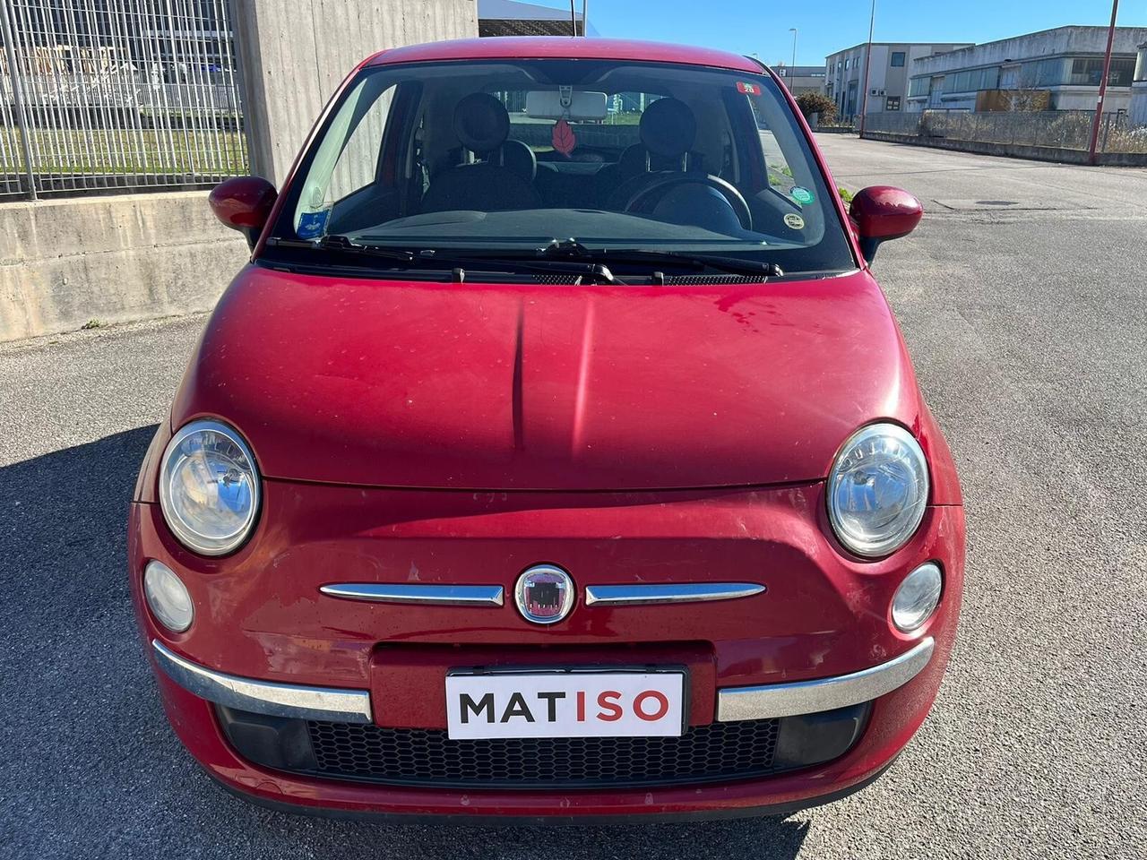 PACCHETTO : PEUGEOT 208 + FIAT 500 ( leggere )