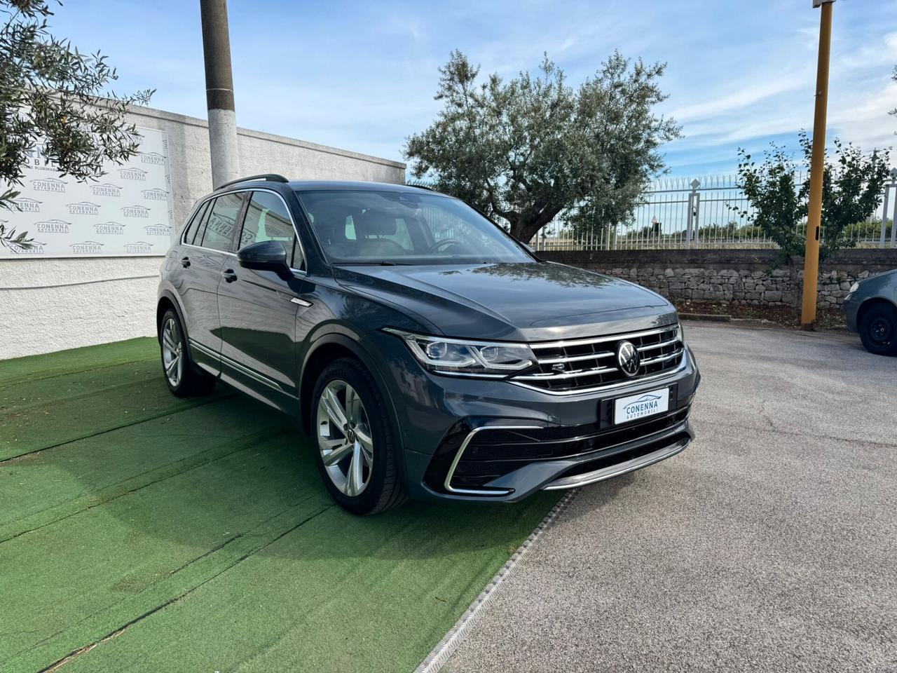 Volkswagen Tiguan 2.0 TDI 150 CV SCR DSG R-Line