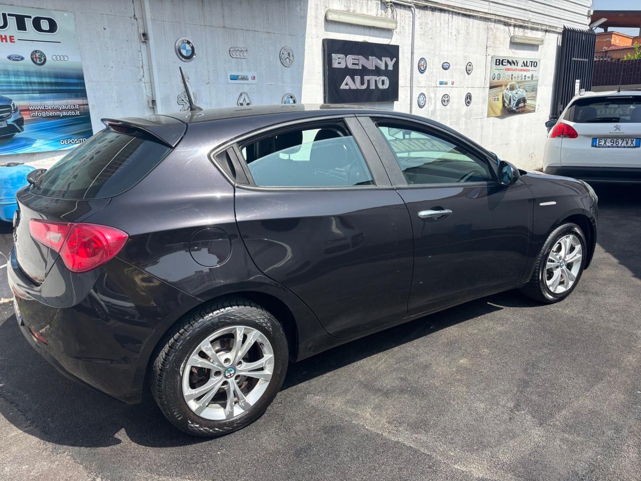 Alfa Romeo Giulietta 1.6 JTDm-2 105 CV Exclusive