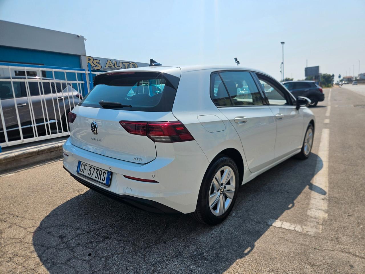 Volkswagen Golf 8 1.0 eTSI 110cv EVO DSG Life