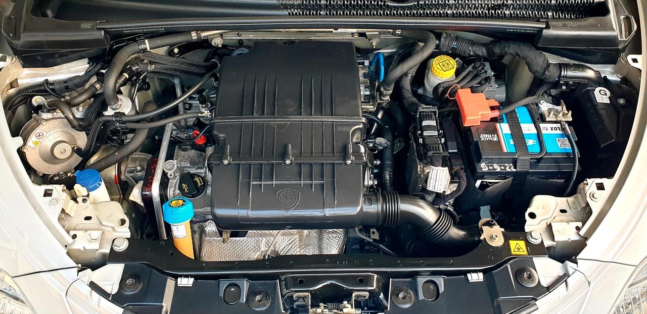 LANCIA YPSILON 1.2 BENZINA G.P.L DI CASA 76MILA KM EURO 6