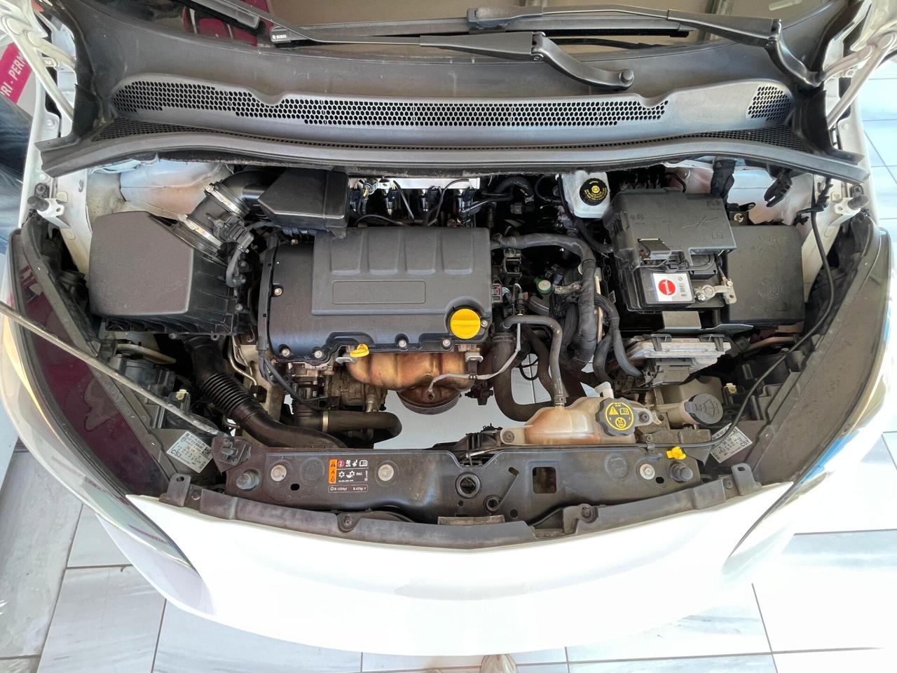 OPEL Corsa 5ª serie Corsa 1.4 90CV GPL Tech 5 ...