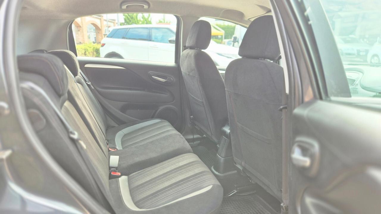 Fiat Punto Evo 1.4 5 porte B/GPL VALIDO FINO 2029 /OK NEOPATENTATI