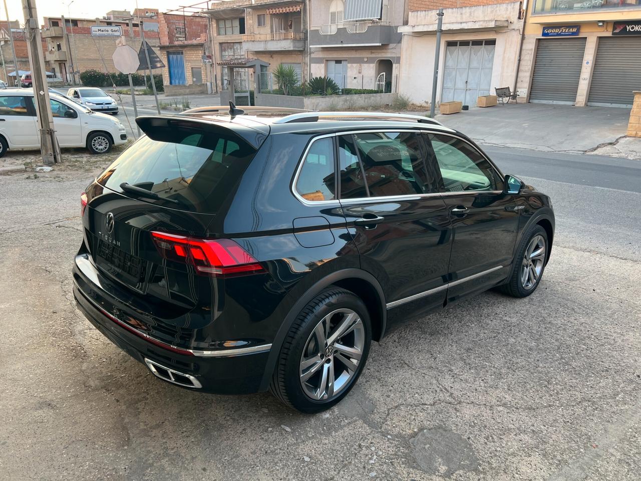 Volkswagen Tiguan 2.0 TDI 150 CV DSG R-Line R Line