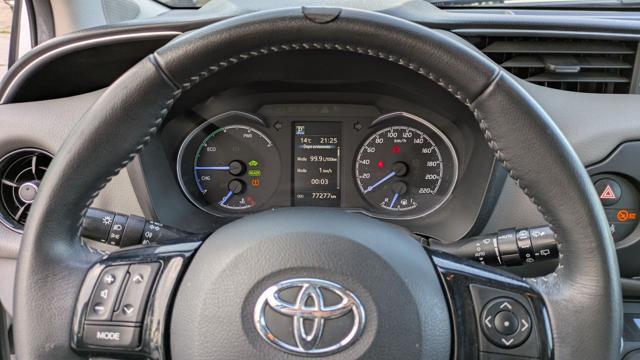 TOYOTA Yaris Hybrid Cool 1.5cc 73cv CAMERA POST. BLUETOOTH