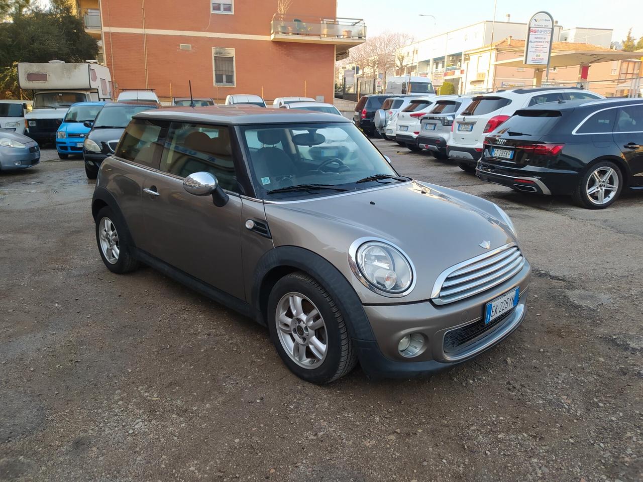 Mini 1.6 16V One (55kW) Neopatentati