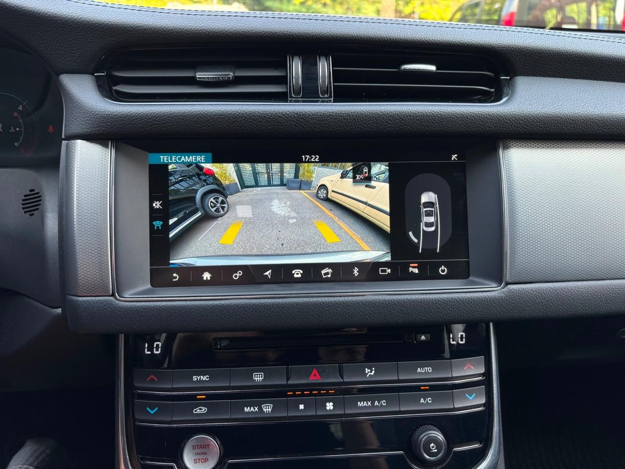 Jaguar XF 2.0 D 180 CV AWD aut. Portfolio
