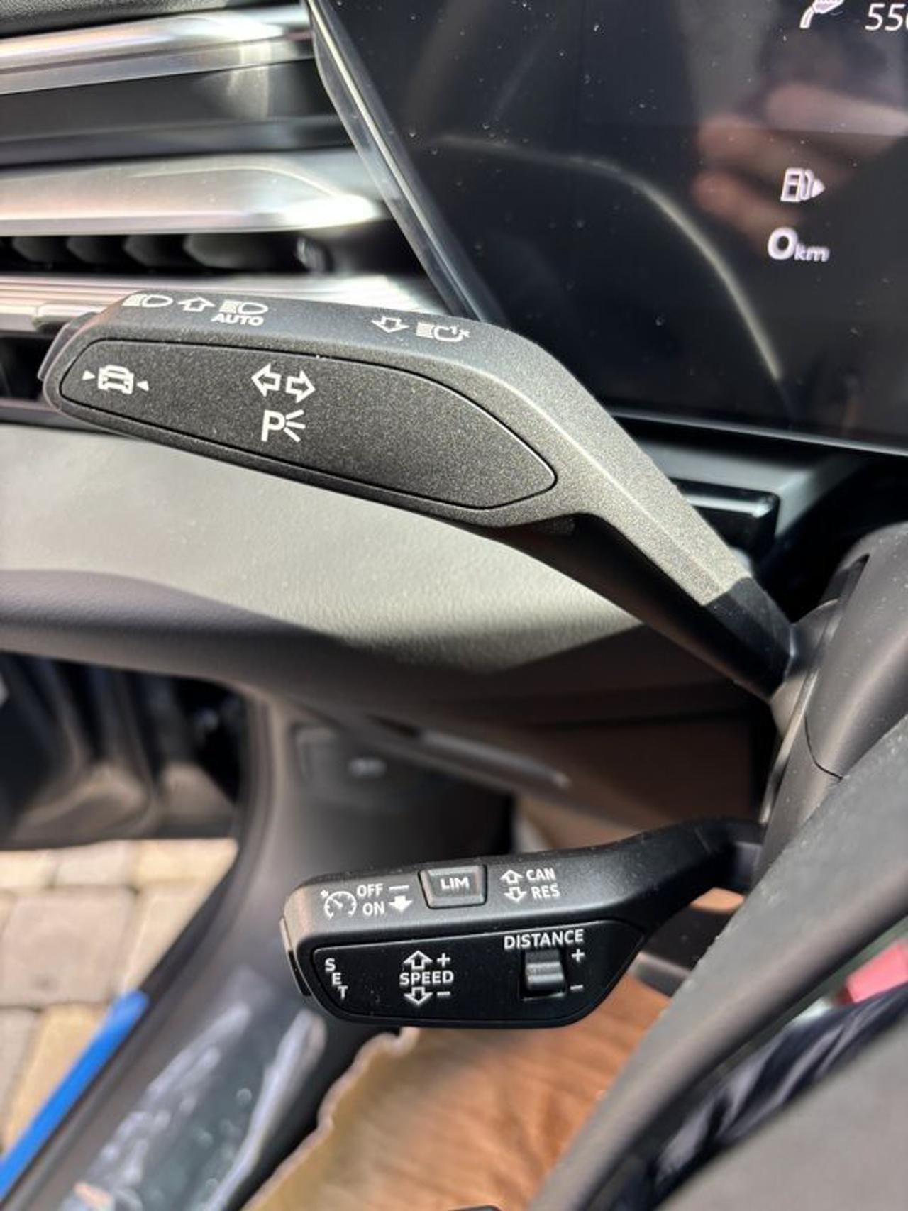 Audi A6 Avant TDI 150 kW S tronic S line edition MATRIX