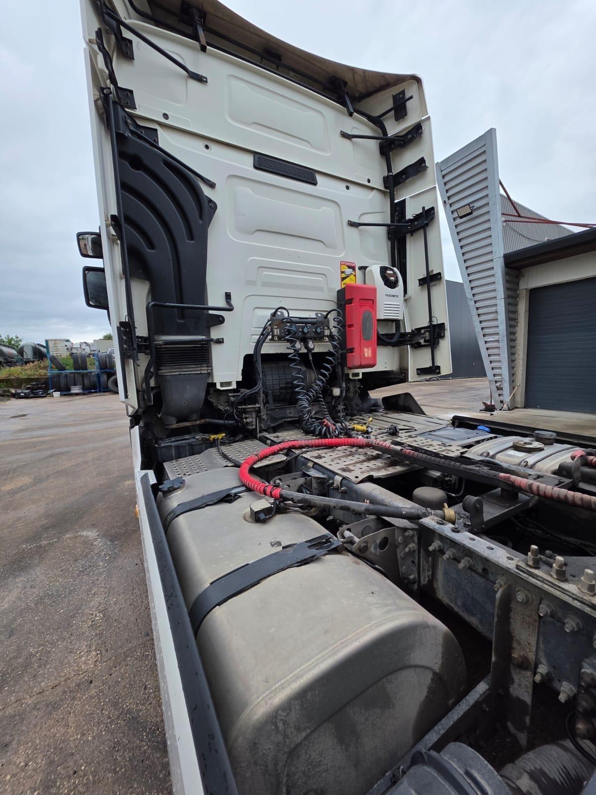 RENAULT T460 Retarder Euro 6 Automatico