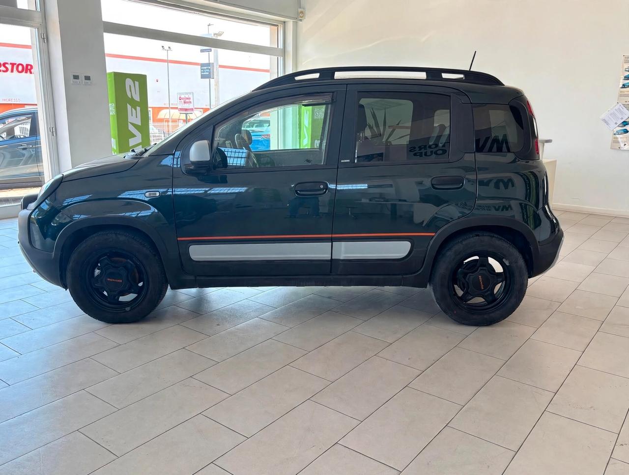 Fiat Panda 1.0 FireFly S&S Hybrid Garmin