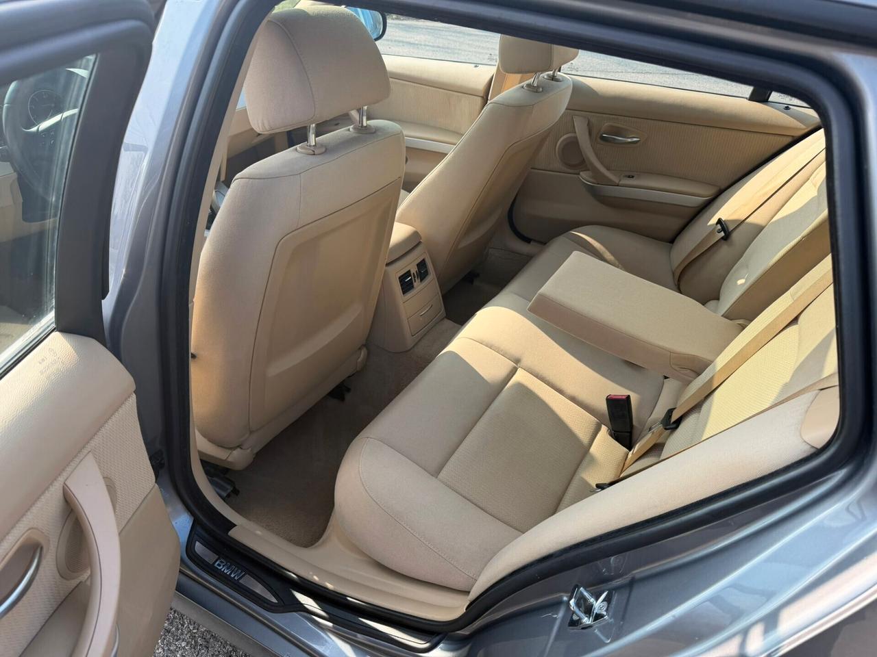 Bmw 320i Touring benzina