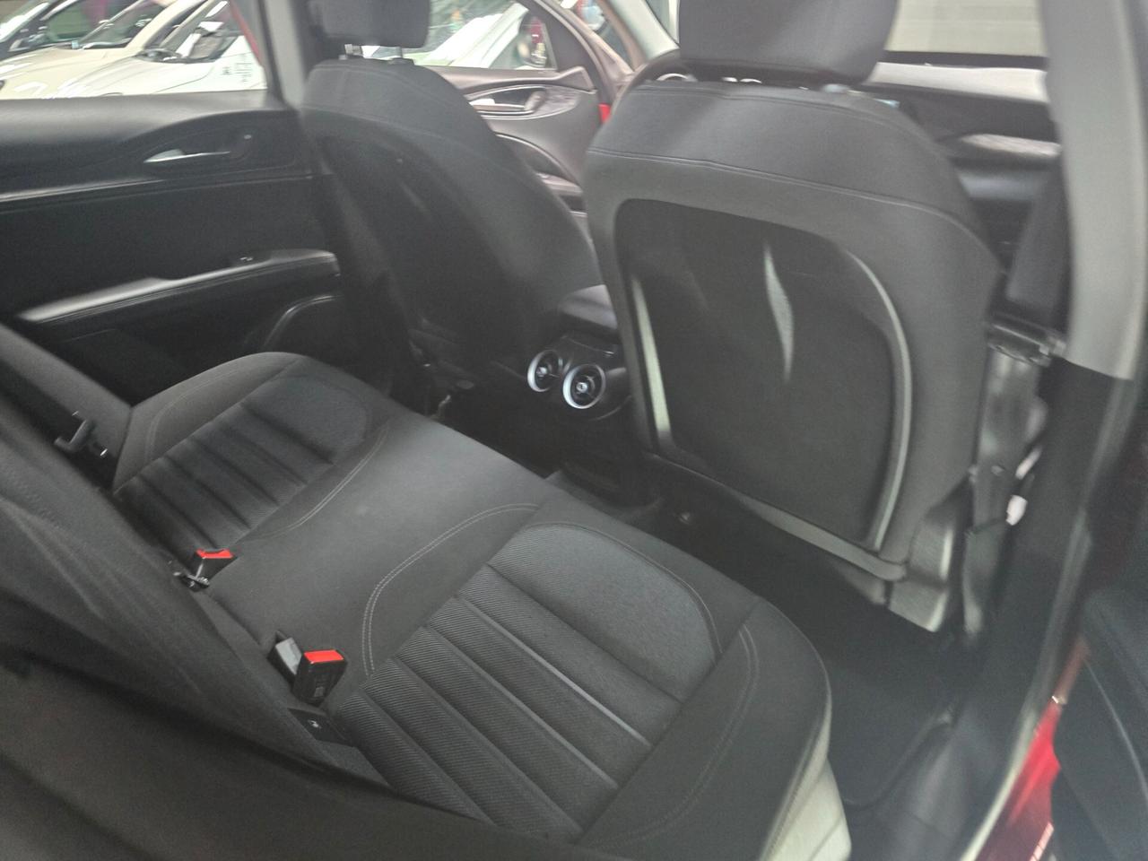 Alfa Romeo Stelvio 2.2 Turbodiesel 190 CV AT8 Q4 Business