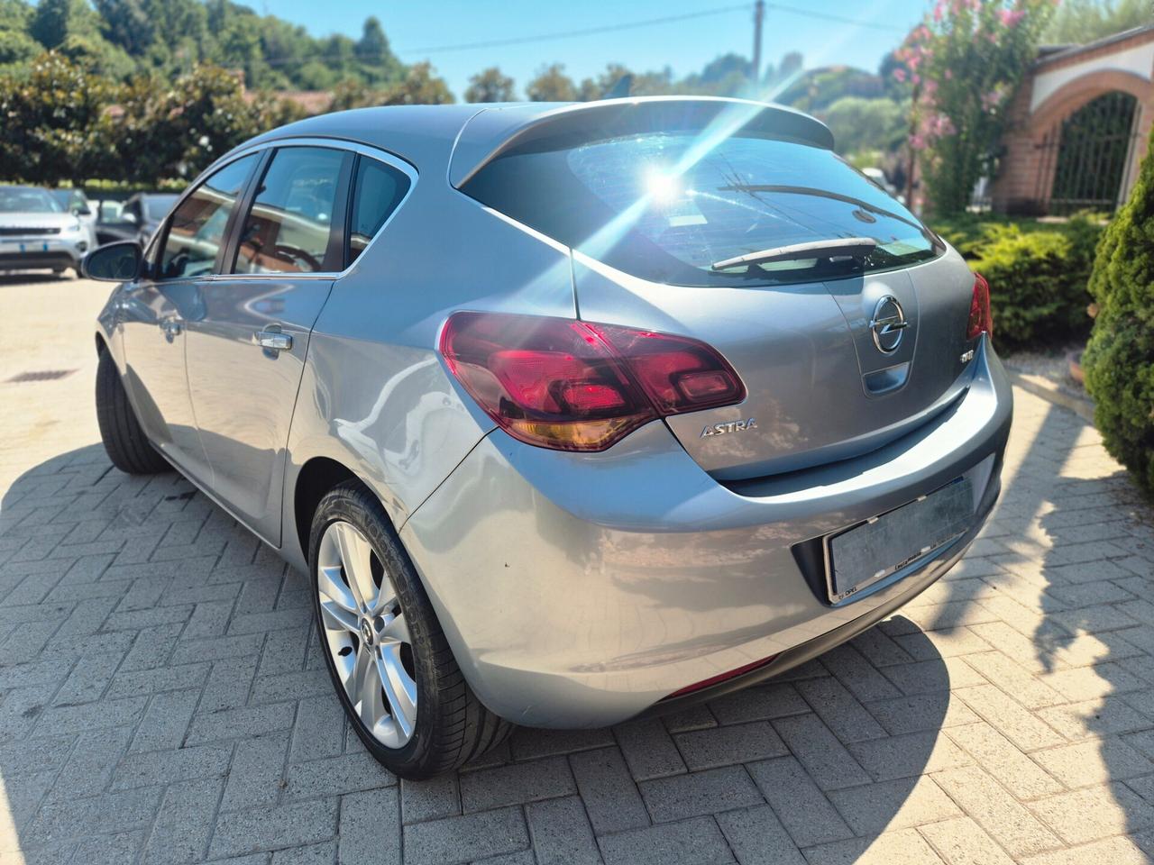 Opel Astra 1.7 CDTI 125CV 5 porte Enjoy/2010 /EURO 5