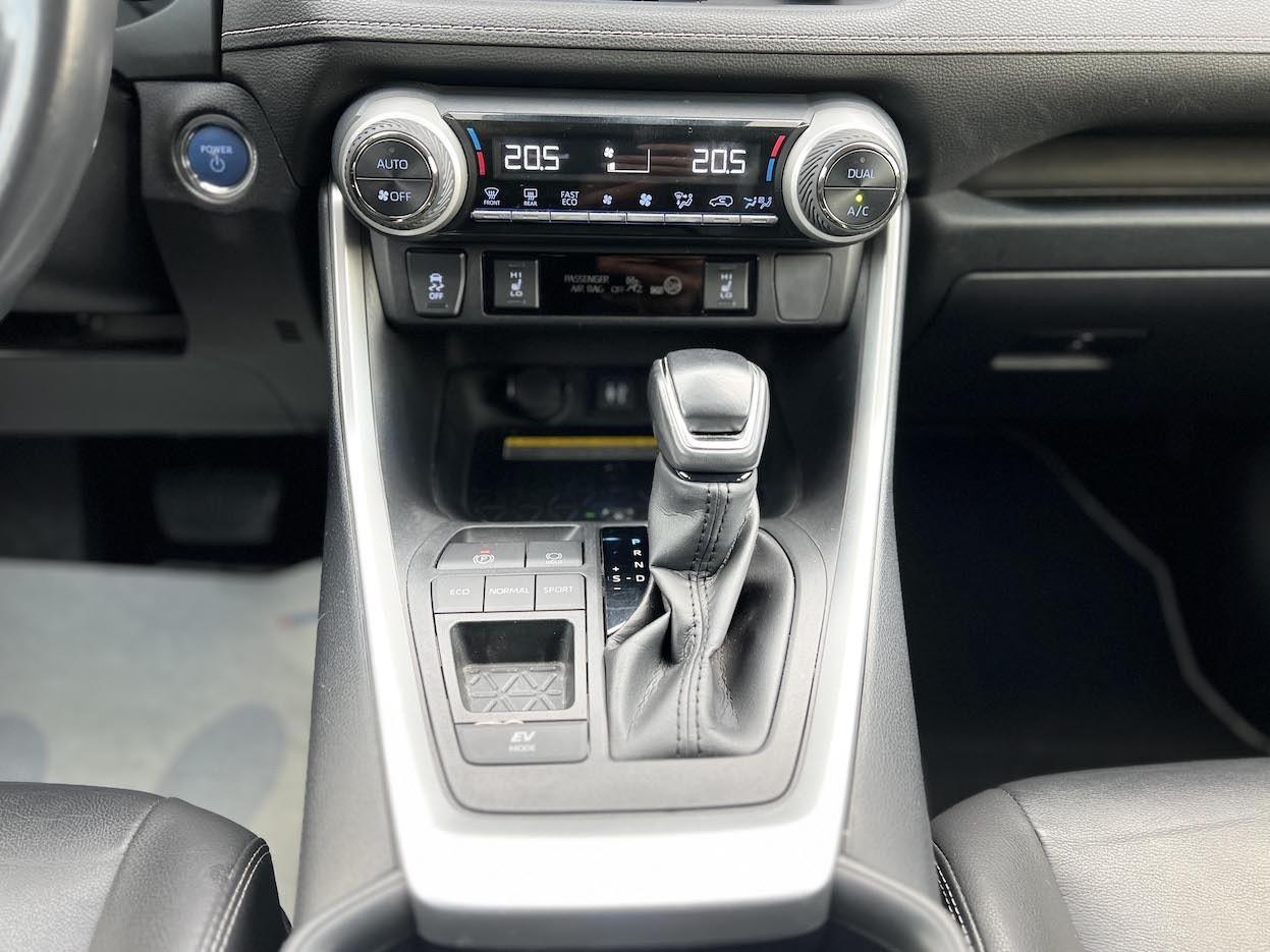 Toyota RAV 4 2.5 HV E-CVT 2WD Lounge E6 - 2019
