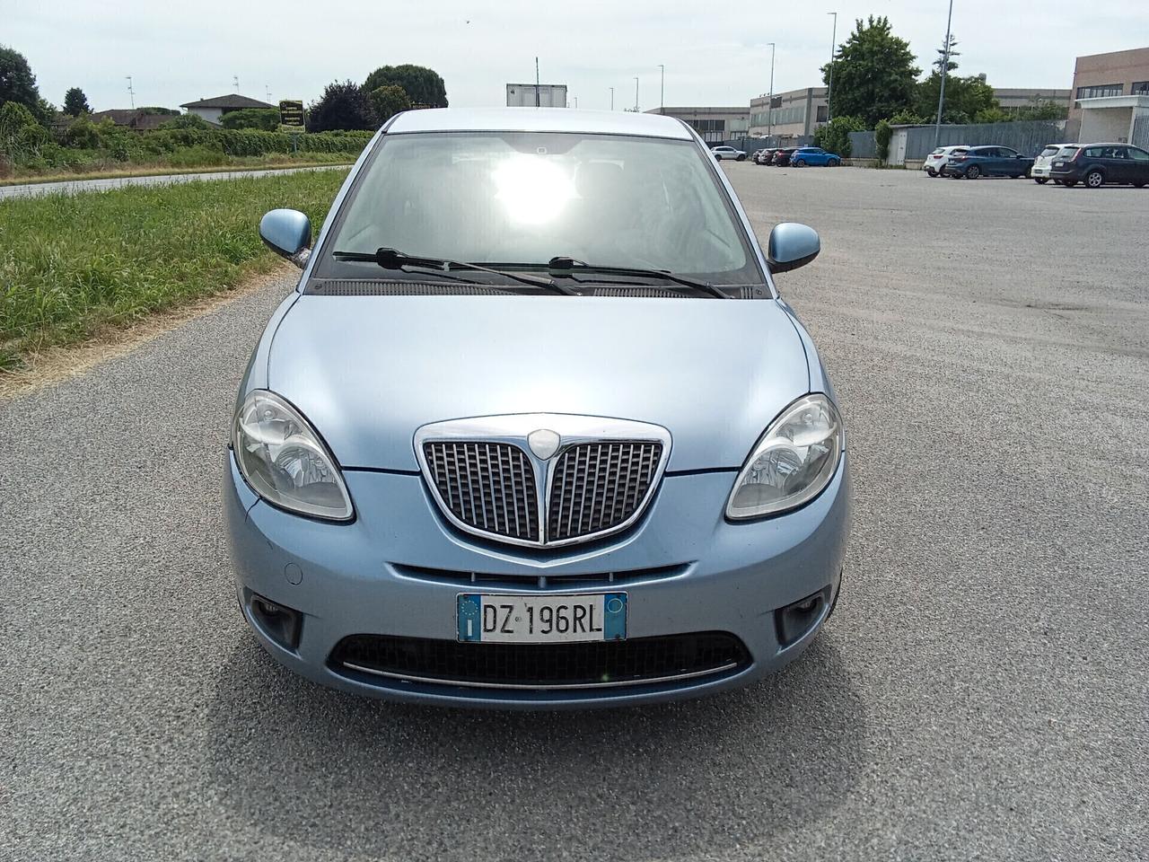 Lancia Ypsilon 1.2 benzina 2010