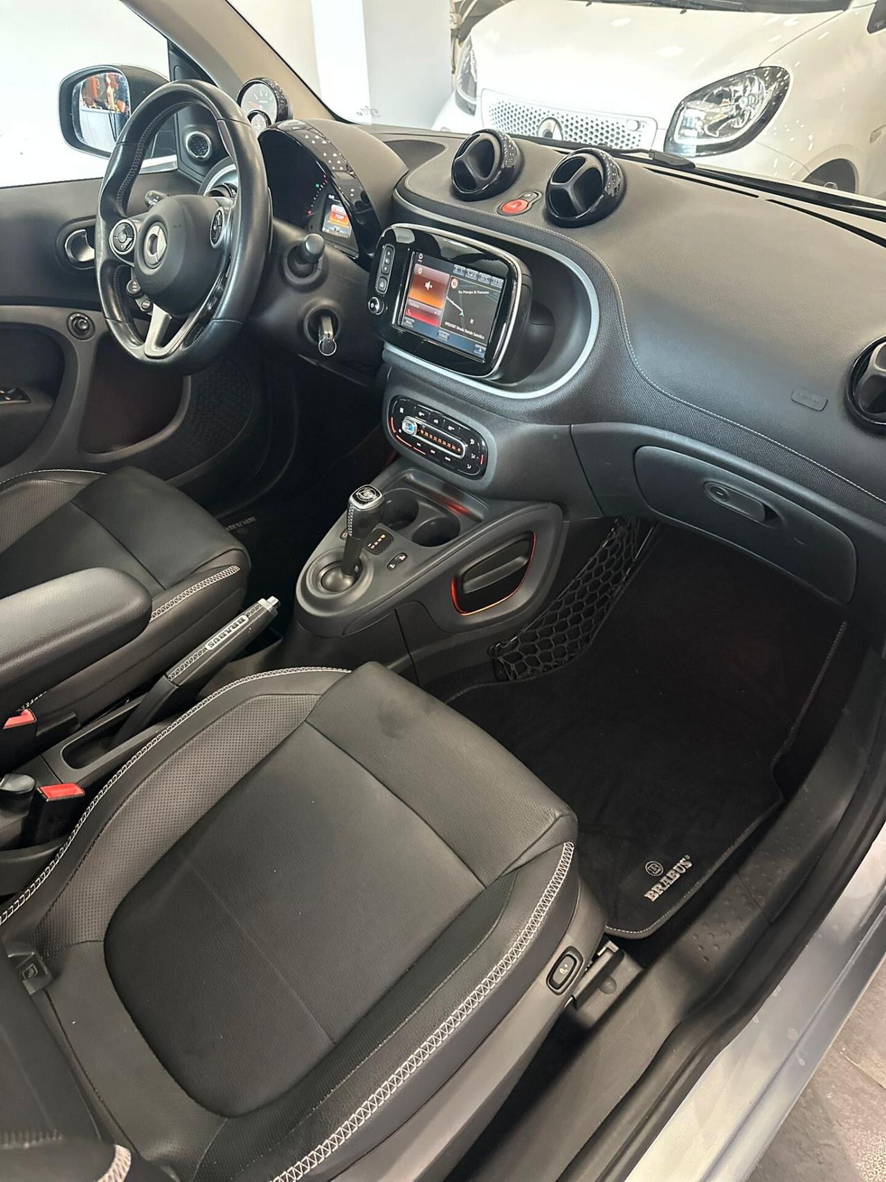 Smart ForTwo BRABUS 0.9 Turbo twinamic cabrio Xclusive