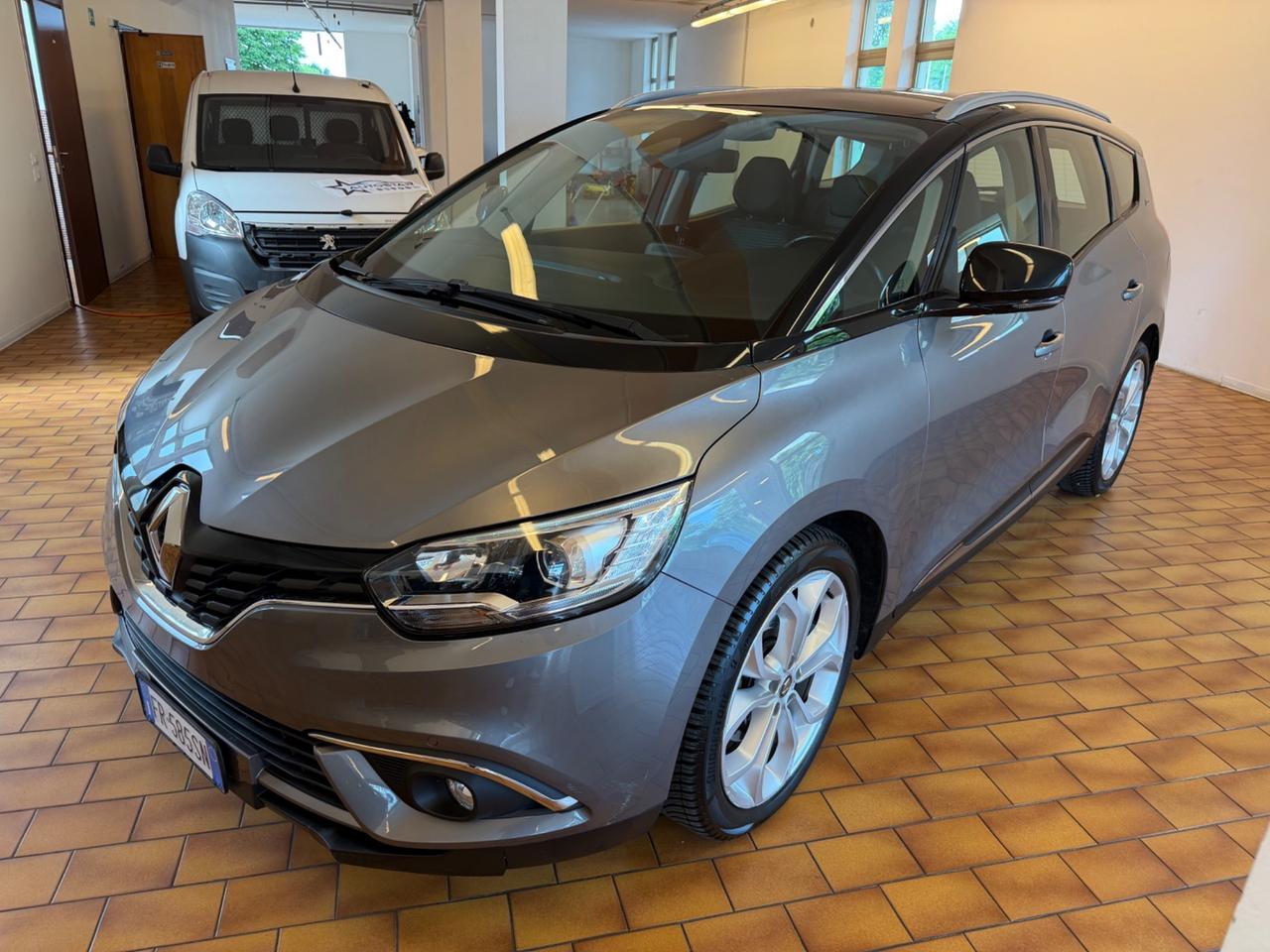 Renault Grand Scenic 7 POSTI OK NEO