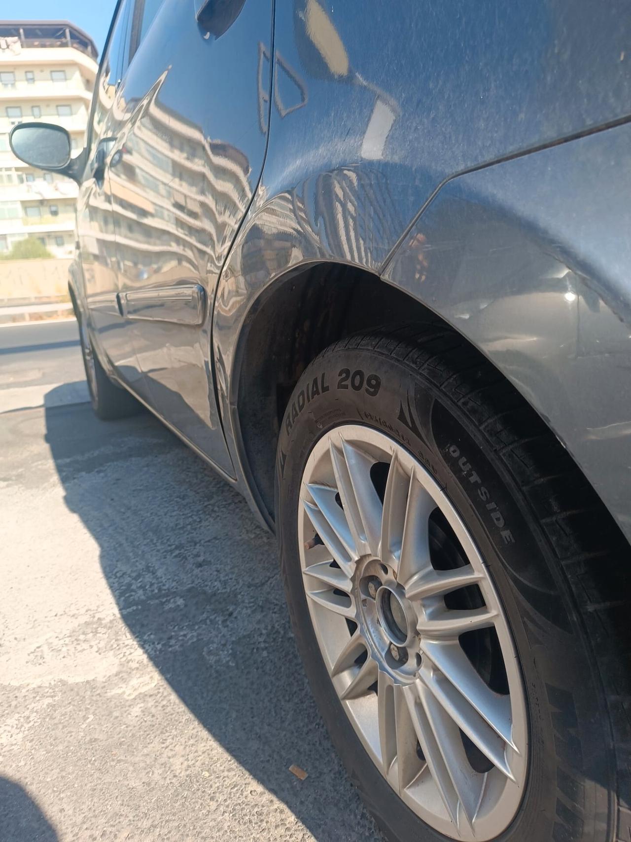 Lancia MUSA 1.4 Oro