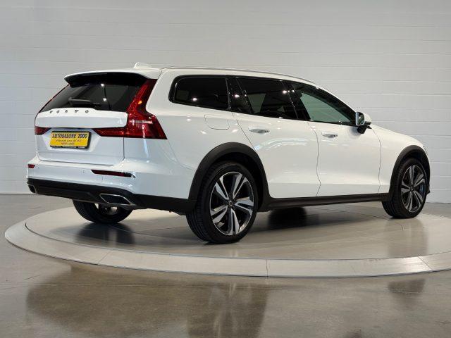 VOLVO V60 Cross Country D4 AWD Geartronic Business Pro PREZZO REALE