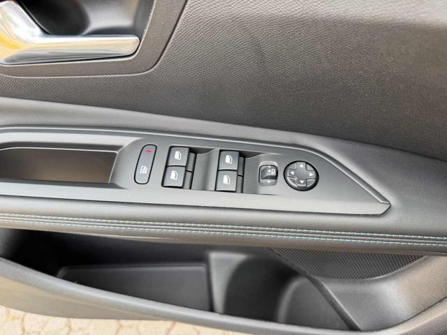 PEUGEOT 3008 1.2 PureTech Turbo 130 S&S EAT8 Allure