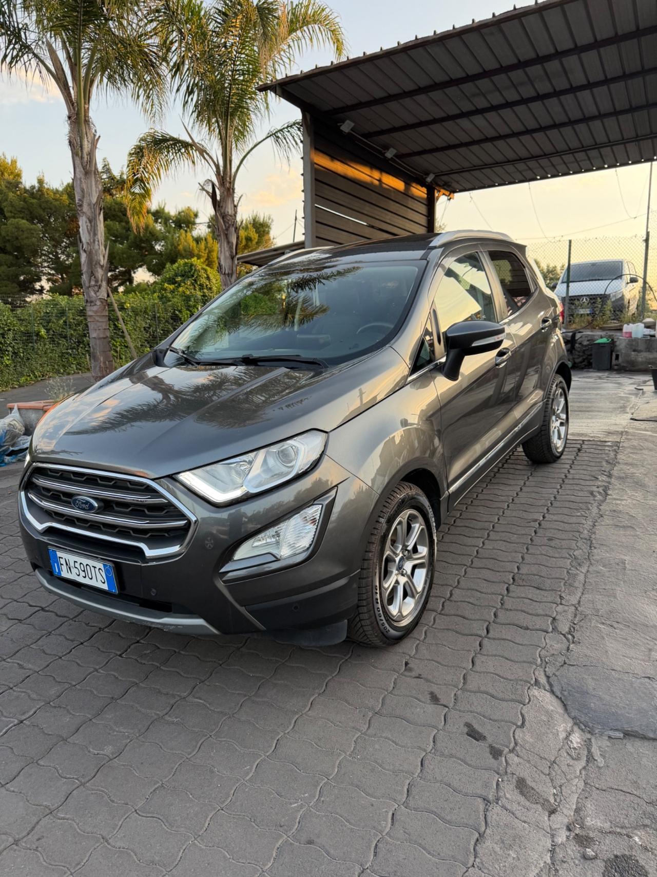 Ford EcoSport Start&Stop automatica . ST-Line