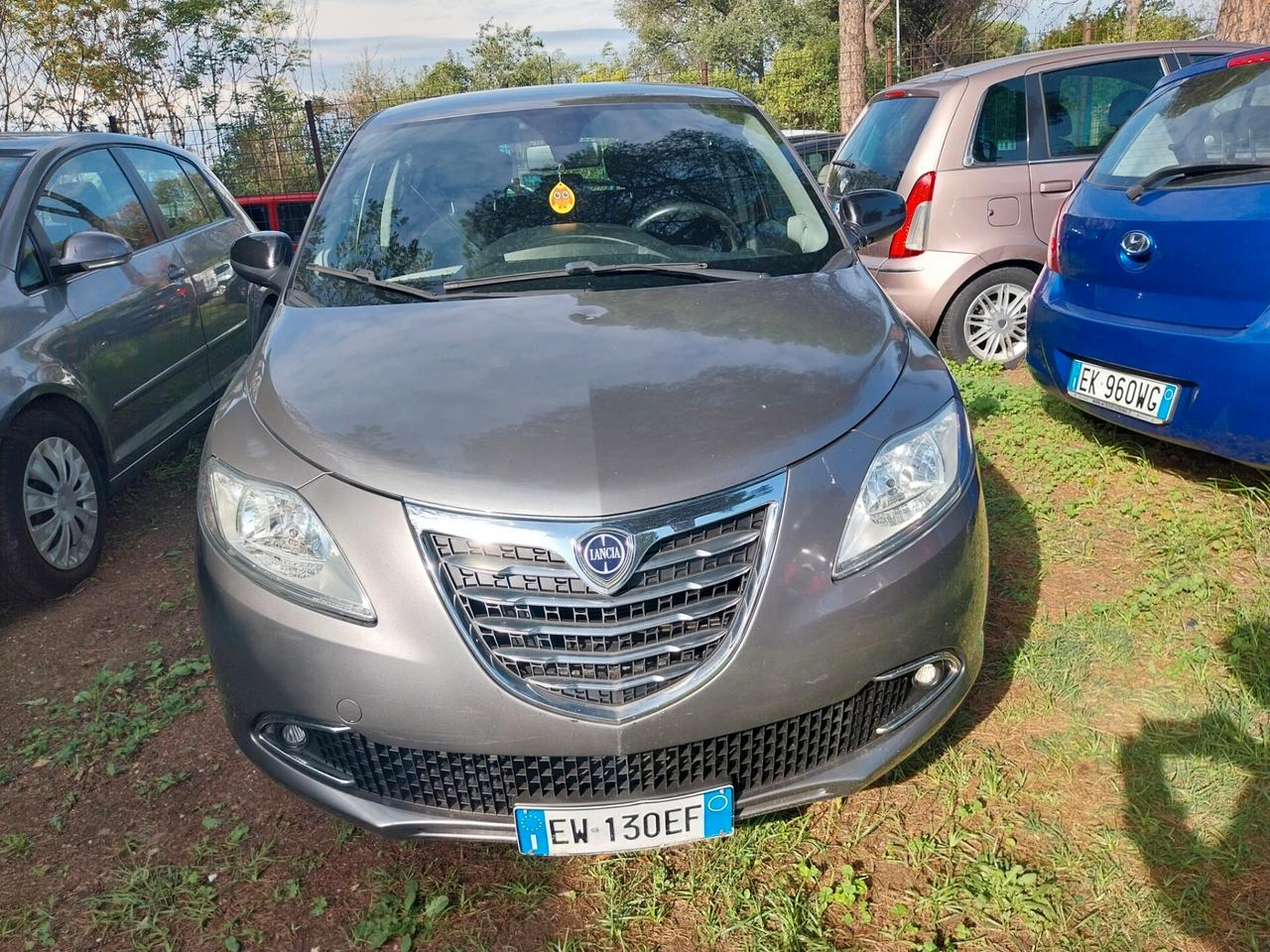 Lancia Ypsilon 1.2 69 CV 5 porte Gold