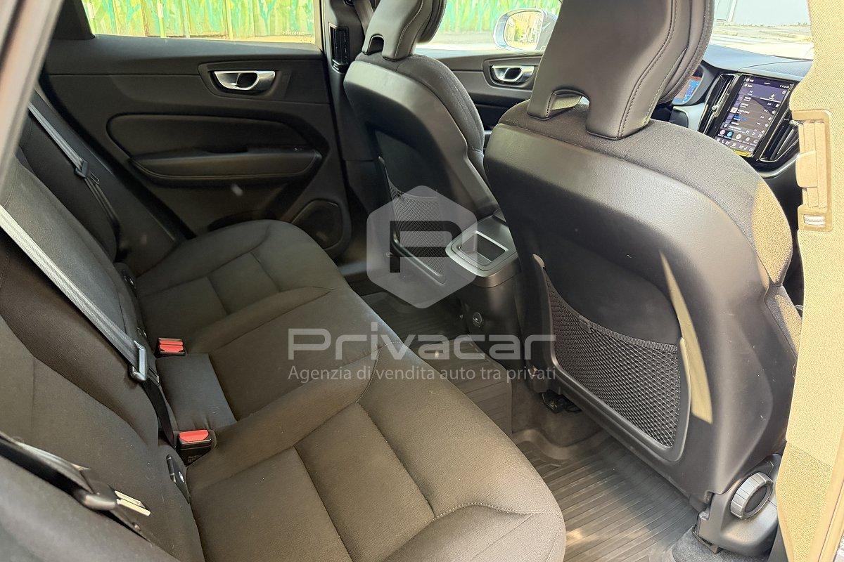 VOLVO XC60 B4 (d) AWD automatico Core