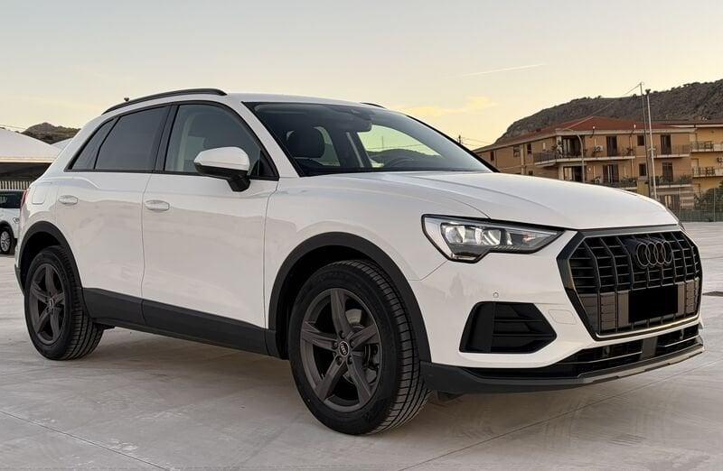 Audi Q3 Business 2.0 TDI 150CV 35