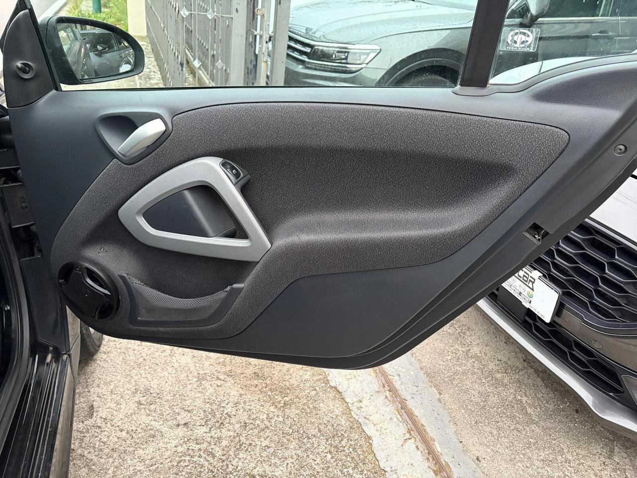 Smart ForTwo 1.0 MHD 71CV coupé pulse