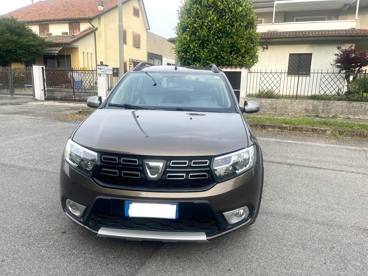Dacia Logan MCV Stepway 1.5 dCi 8V 90CV Start&Stop per Neopatentati