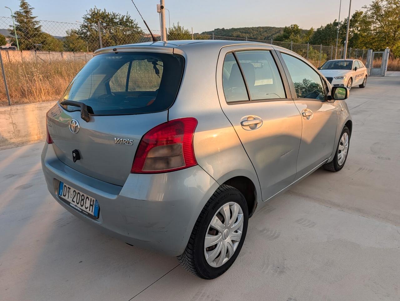 Toyota Yaris 1.4 D-4D 5 porte Sol