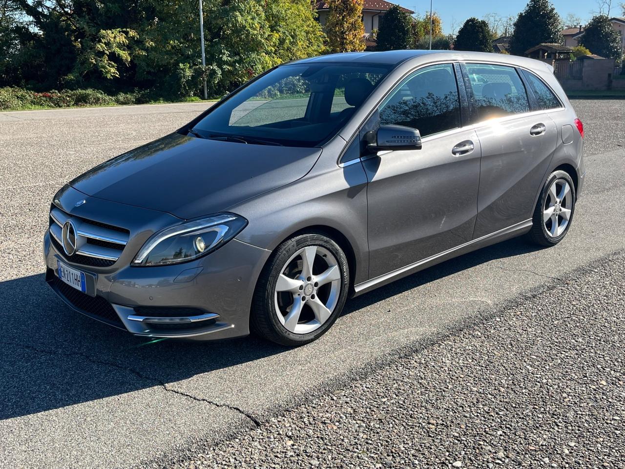 Mercedes-benz B 180 CDI — PREMIUM — 2012