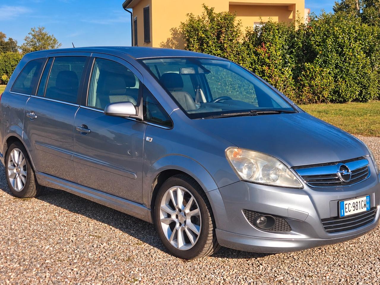 Opel Zafira 1.6 Benzina Cosmo 115cv 7 posti Garanzia 12 mesi