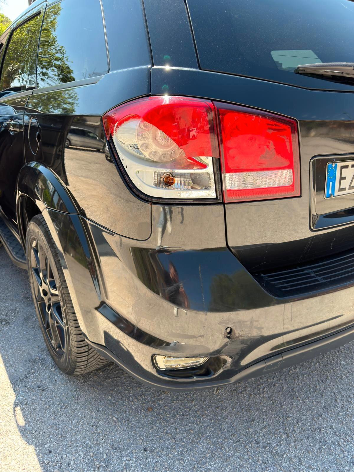 Fiat Freemont 2.0 Multijet 170 CV Black Code