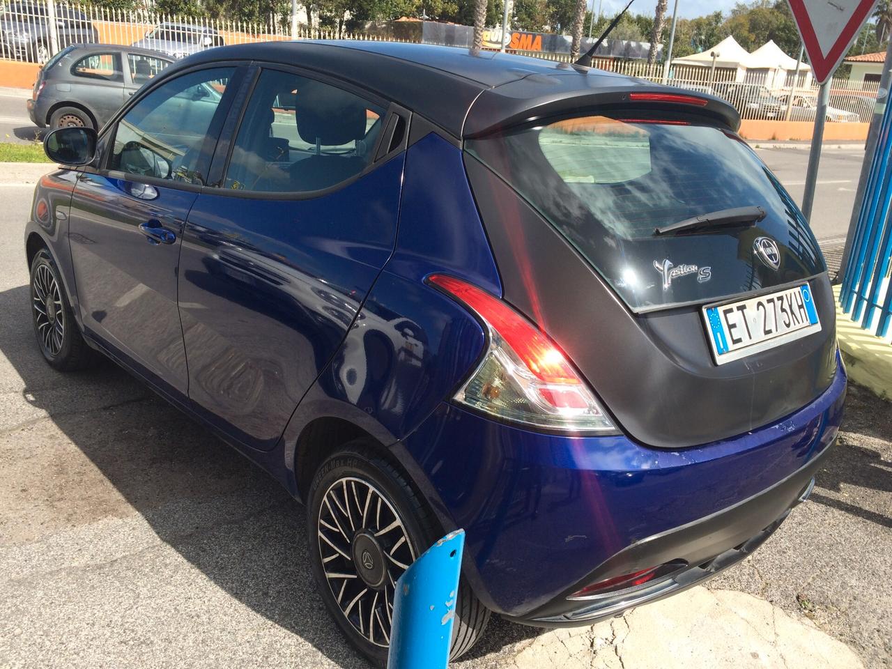 Lancia Ypsilon 1.3 MJT 16V 95 CV 5 porte S&amp;amp;amp;S S Momodesign tagliandata garanzia