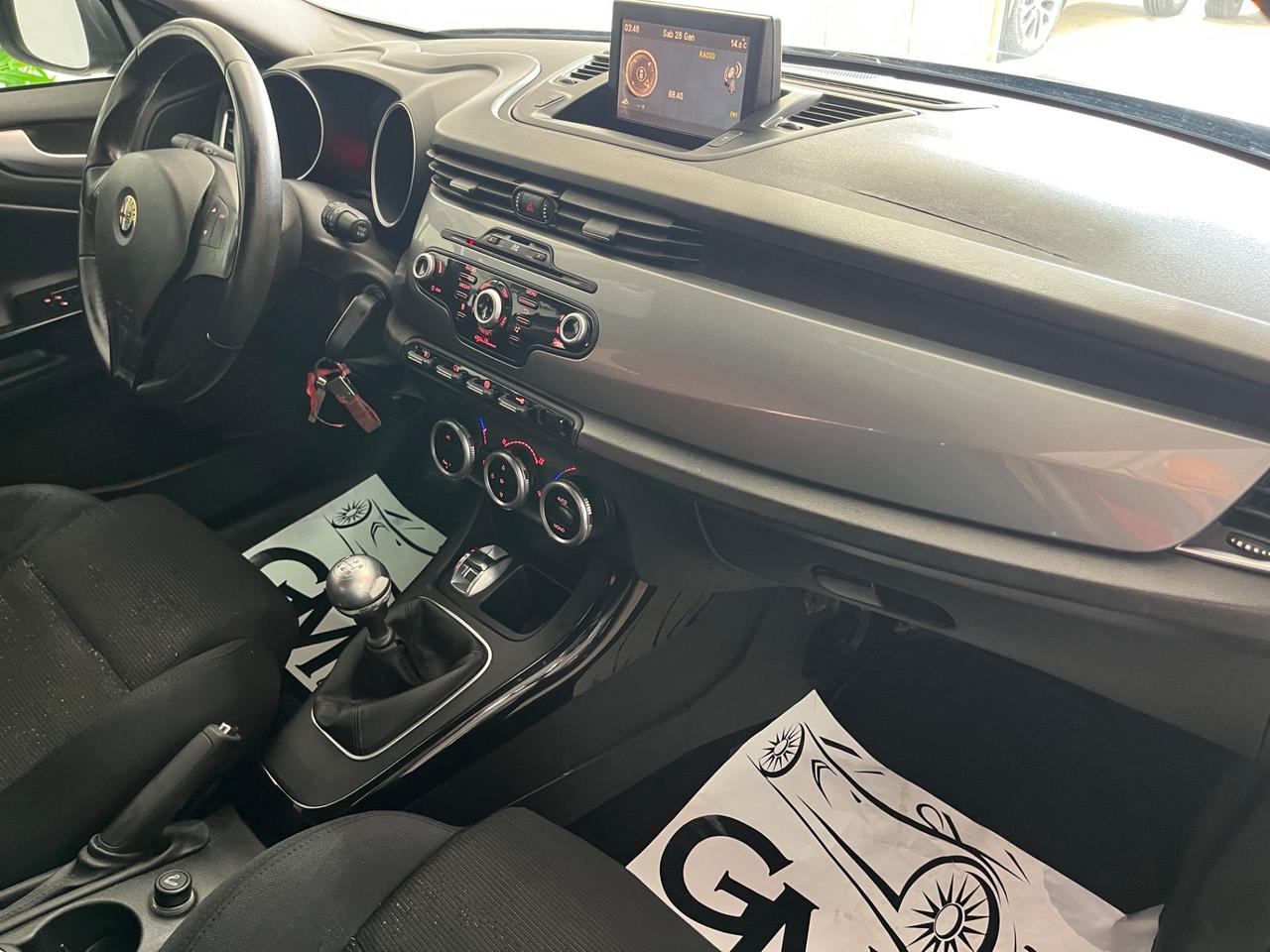 Alfa Romeo Giulietta 1.6 JTDm-2 105 CV Distinctive