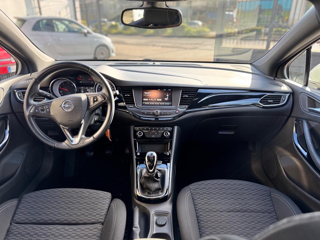 Opel Astra 1.6 CDTi 136CV . 5 porte Innovation