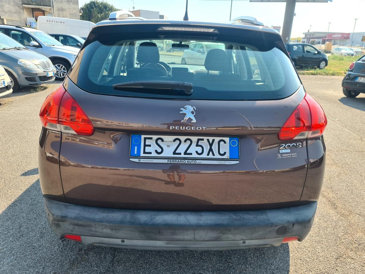 Peugeot 2008 1.6 e-HDi 115 CV Stop&Start Allure