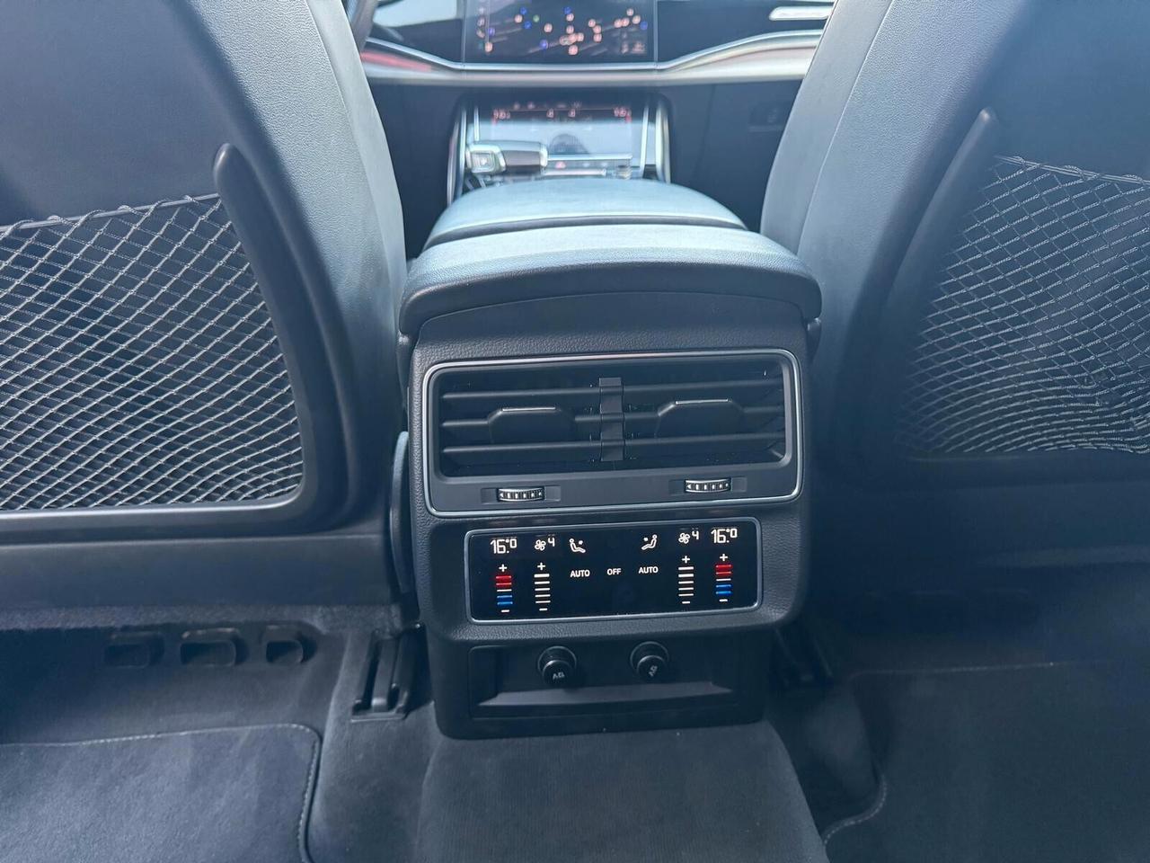 AUDI Q8 55 TFSI QUATTRO TIPTRONIC SPORT 340cv