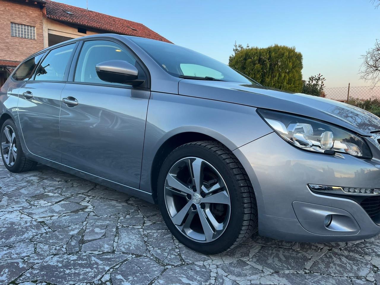 Peugeot 308 PureTech Turbo 110 S&S SW Access