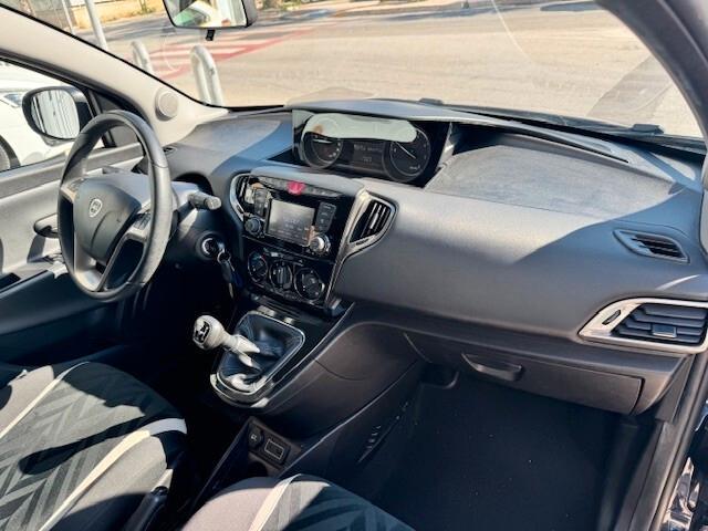 Lancia Ypsilon 1.3 MJT 16V 95 CV 5 porte S&S Gold