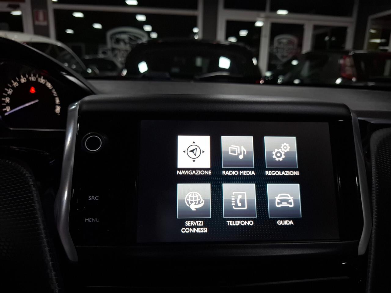 Peugeot 208 1.2 benzina Neopatentati