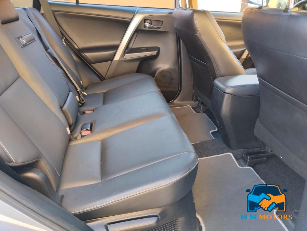 Toyota RAV4 5 Porte Rav4 2.5 vvt-i h Lounge 2wd e-cvt my17