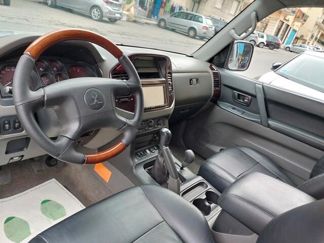 Mitsubishi Pajero 3.2 16V DI-D 3p. GLS