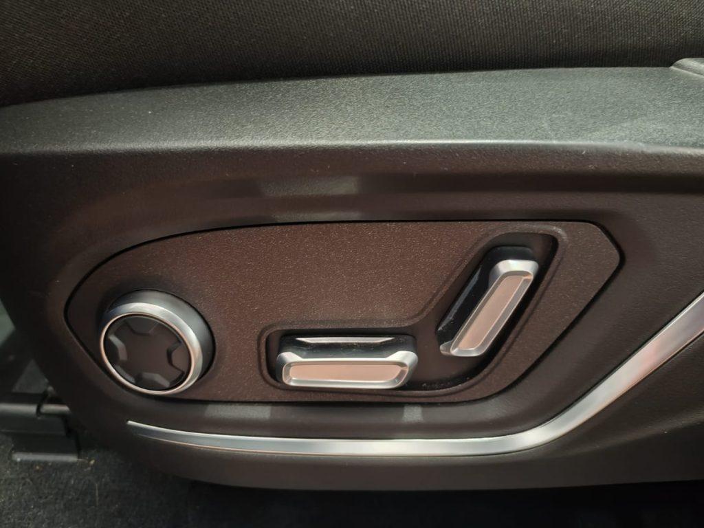 Lynk & Co 01 1.5 td phev auto