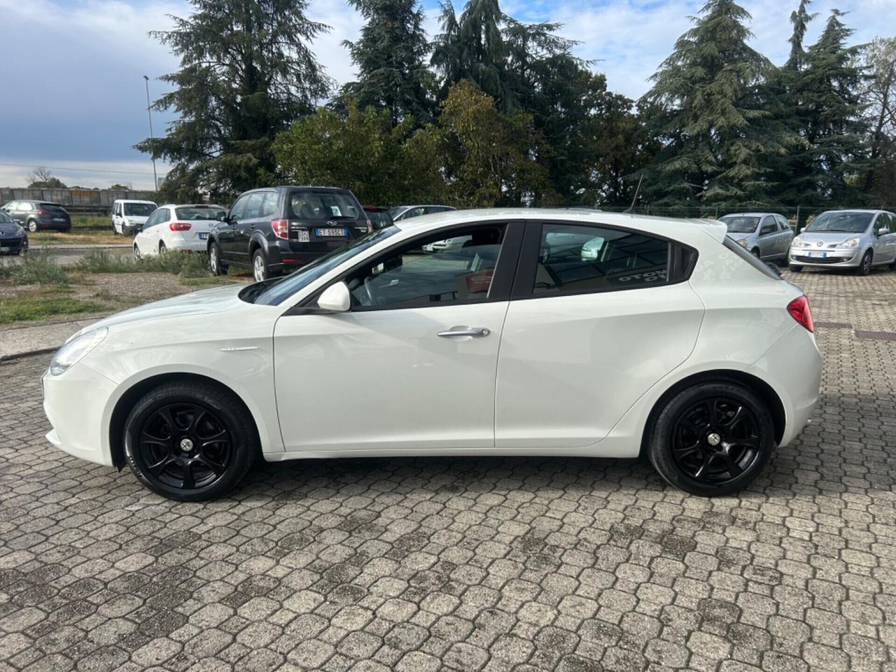 Alfa Romeo Giulietta 1.4 Turbo GPL|CERCHI IN LEGA