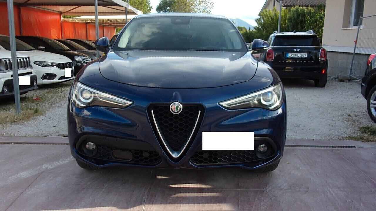 Alfa Romeo Stelvio 2.2 Turbodiesel 210 CV AT8 Q4 Executive